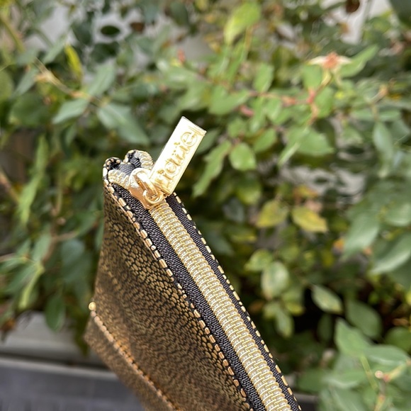 Tarte - Gold-Getter Makeup Bag - Picture 4 of 11